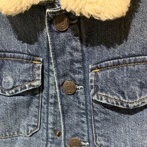 GAP Sherpa Jacket: (Kids Size) – Warm Winter